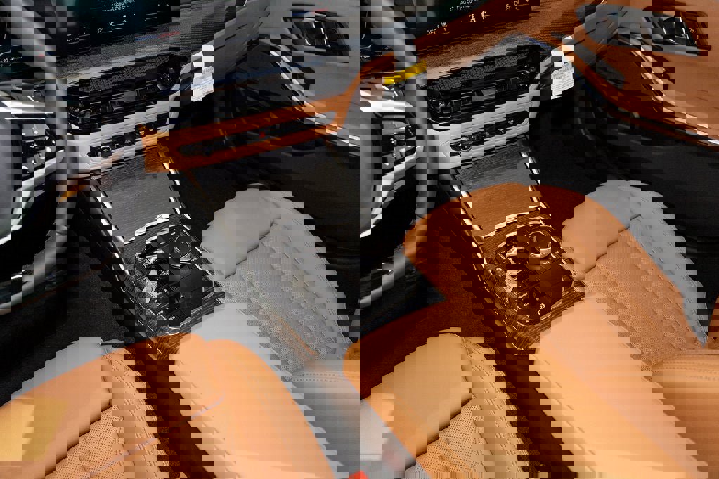 New 2026 BMW 330i xDrive Sedan w/ Premium Package image 21