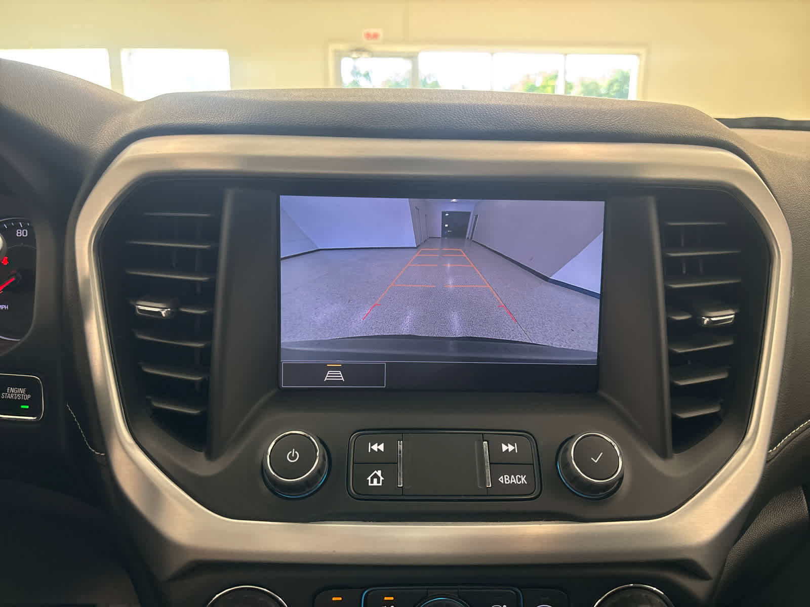 Used 2023 GMC Acadia SLE w/ Driver Convenience Package image 52