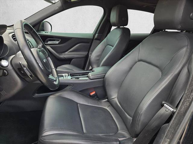 Used 2018 Jaguar F-PACE Premium AWD/4WD image 17
