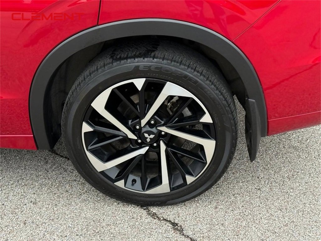 Used 2024 Mitsubishi Outlander SEL image 4