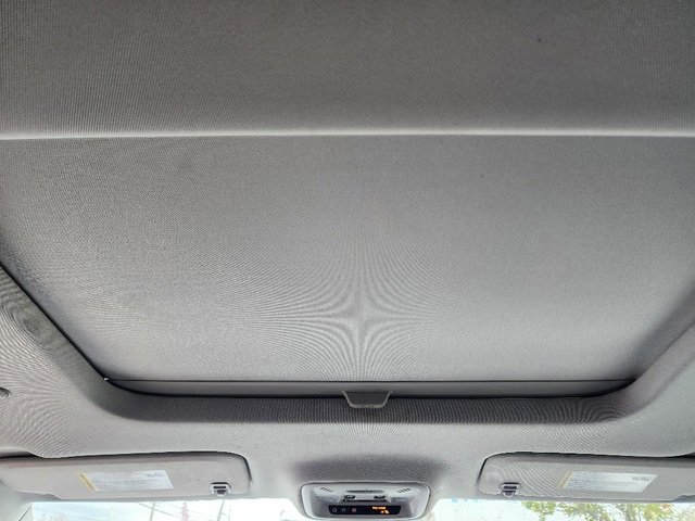 Used 2021 Chevrolet Traverse RS w/ LPO, Floor Liner Package image 32