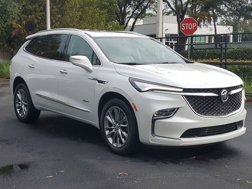 Certified 2024 Buick Enclave Avenir w/ Avenir Technology Package image 7
