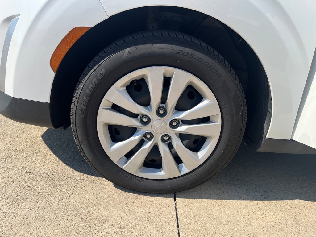 Used 2023 Kia Soul LX image 30