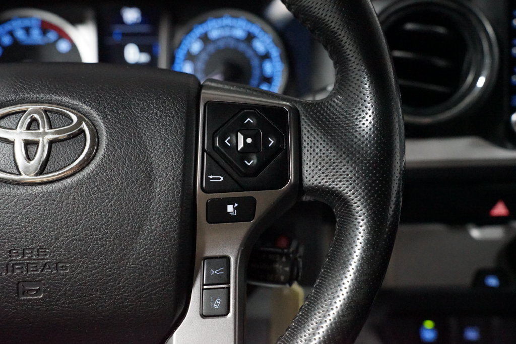 Certified 2022 Toyota Tacoma SR5 w/ Technology Package RWD image 14