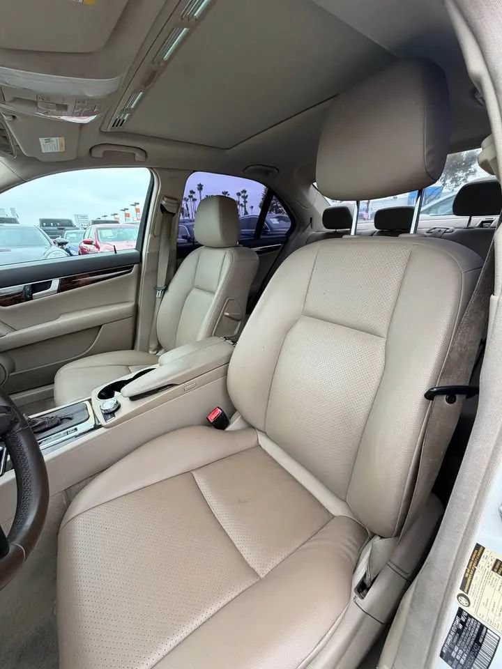 Used 2013 Mercedes-Benz C 250 Sedan image 7