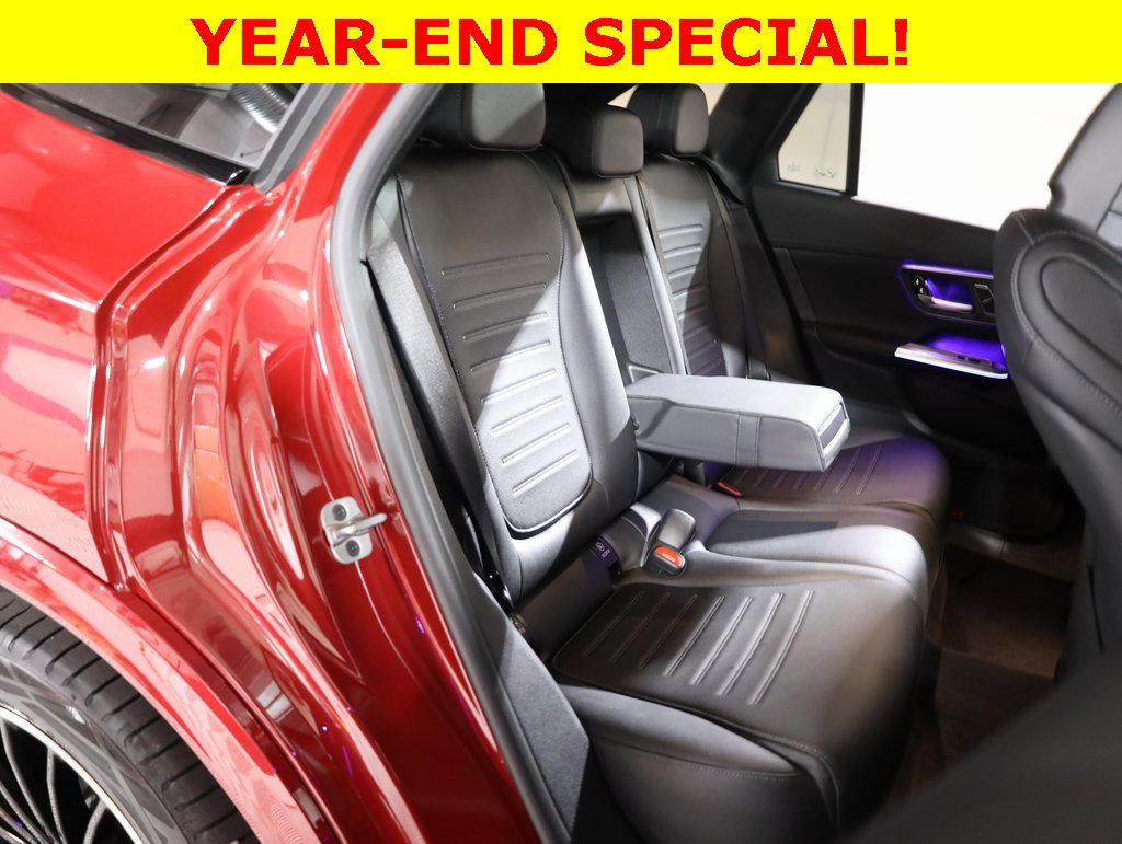 Used 2025 Mercedes-Benz GLC 300 4MATIC image 46