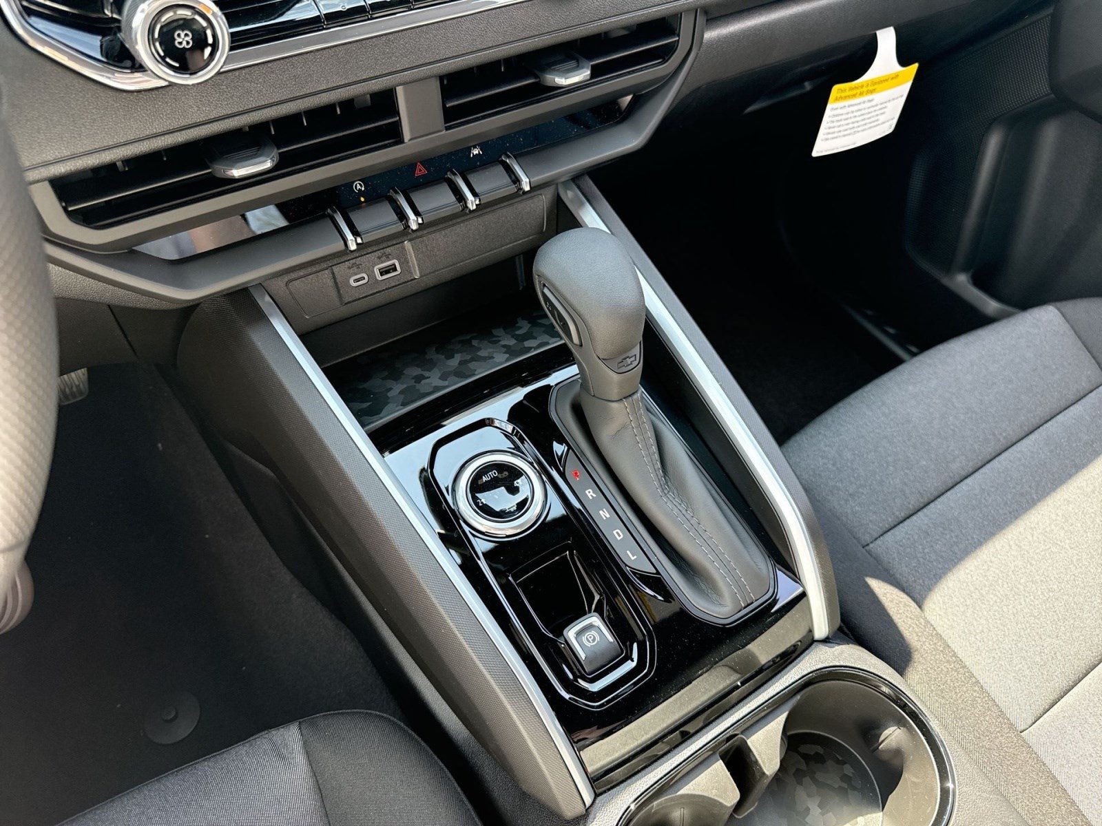 New 2026 Chevrolet Colorado W/T AWD/4WD image 17