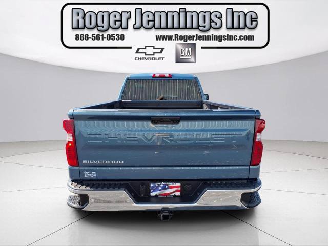 Used 2024 Chevrolet Silverado 1500 W/T w/ WT Value Package AWD/4WD image 18
