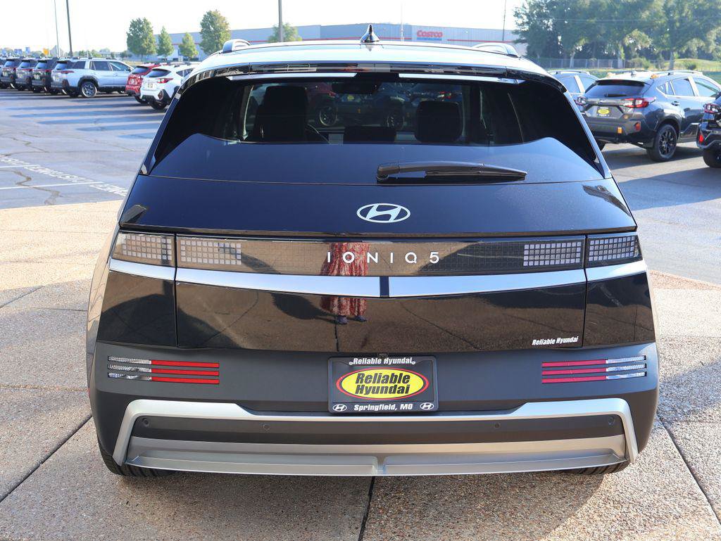 New 2027 Hyundai Ioniq 5 SEL RWD image 5