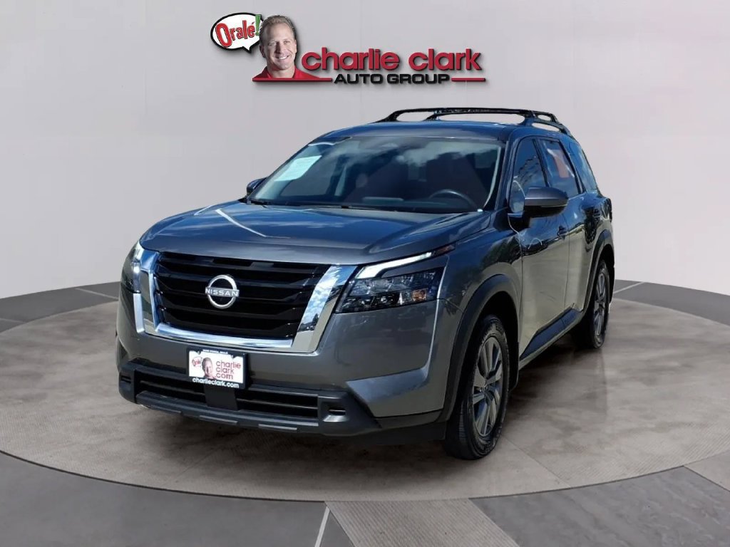 Certified 2024 Nissan Pathfinder SV