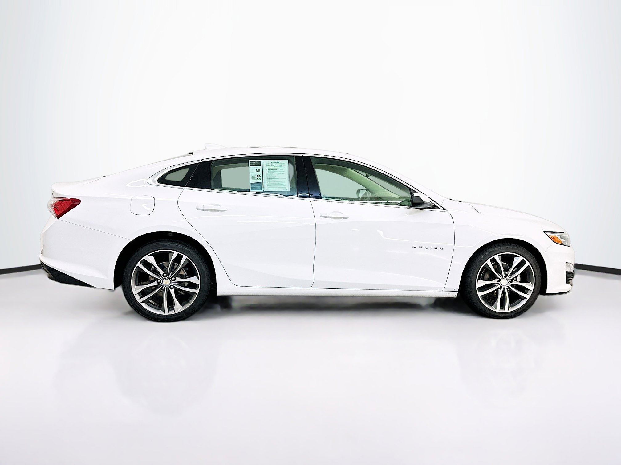 Used 2024 Chevrolet Malibu LT image 10