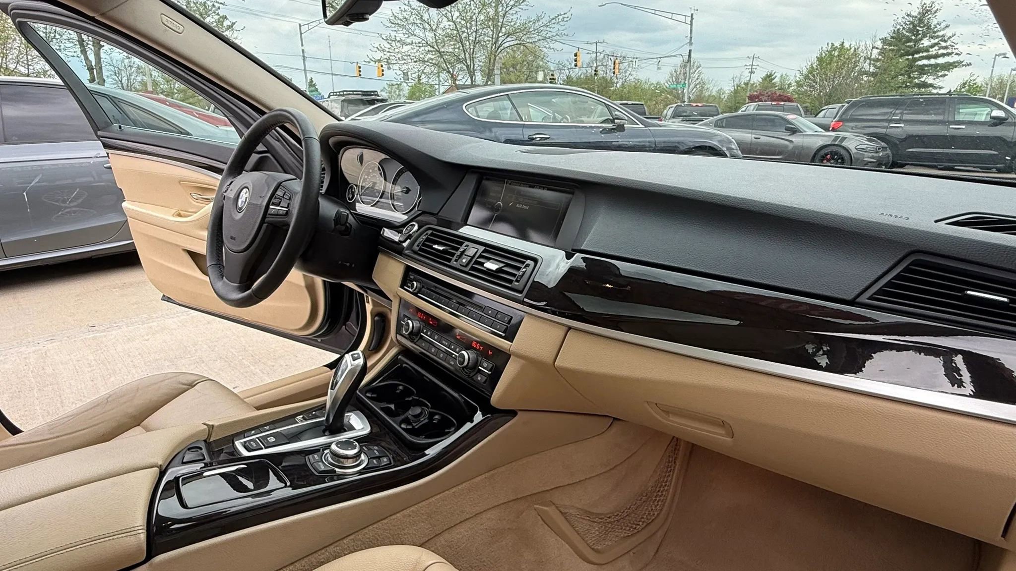 Used 2012 BMW 535i xDrive Sedan image 14