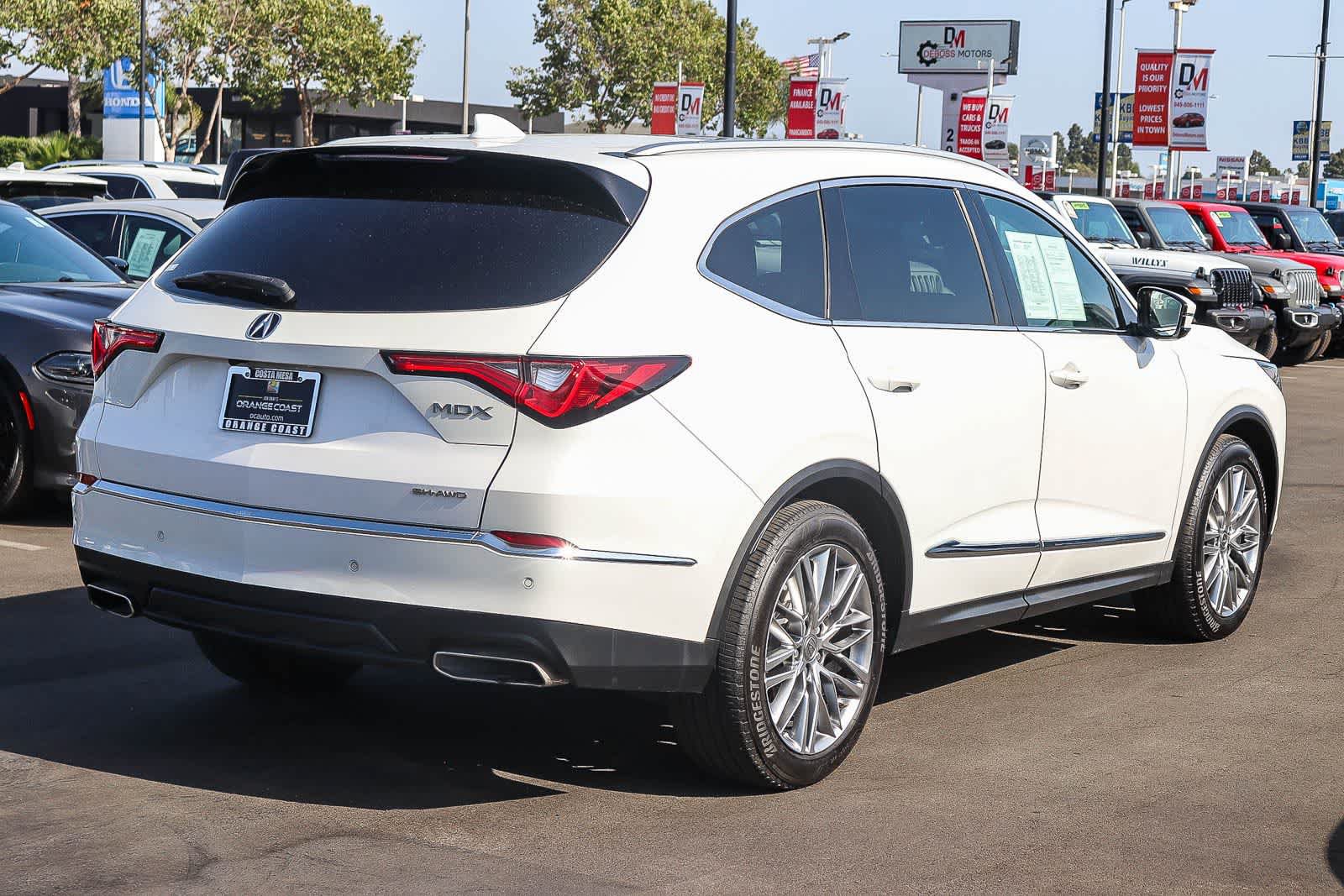 Used 2023 Acura MDX SH-AWD w/ Advance Package image 4