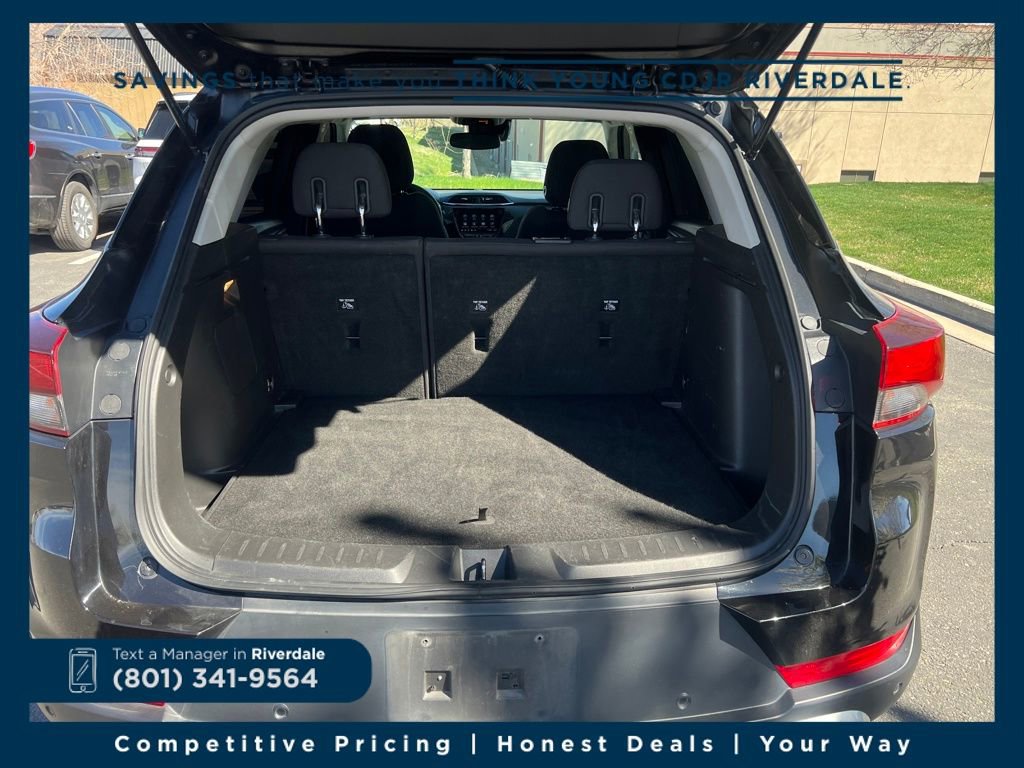 Used 2022 Chevrolet TrailBlazer LT w/ Convenience Package image 19