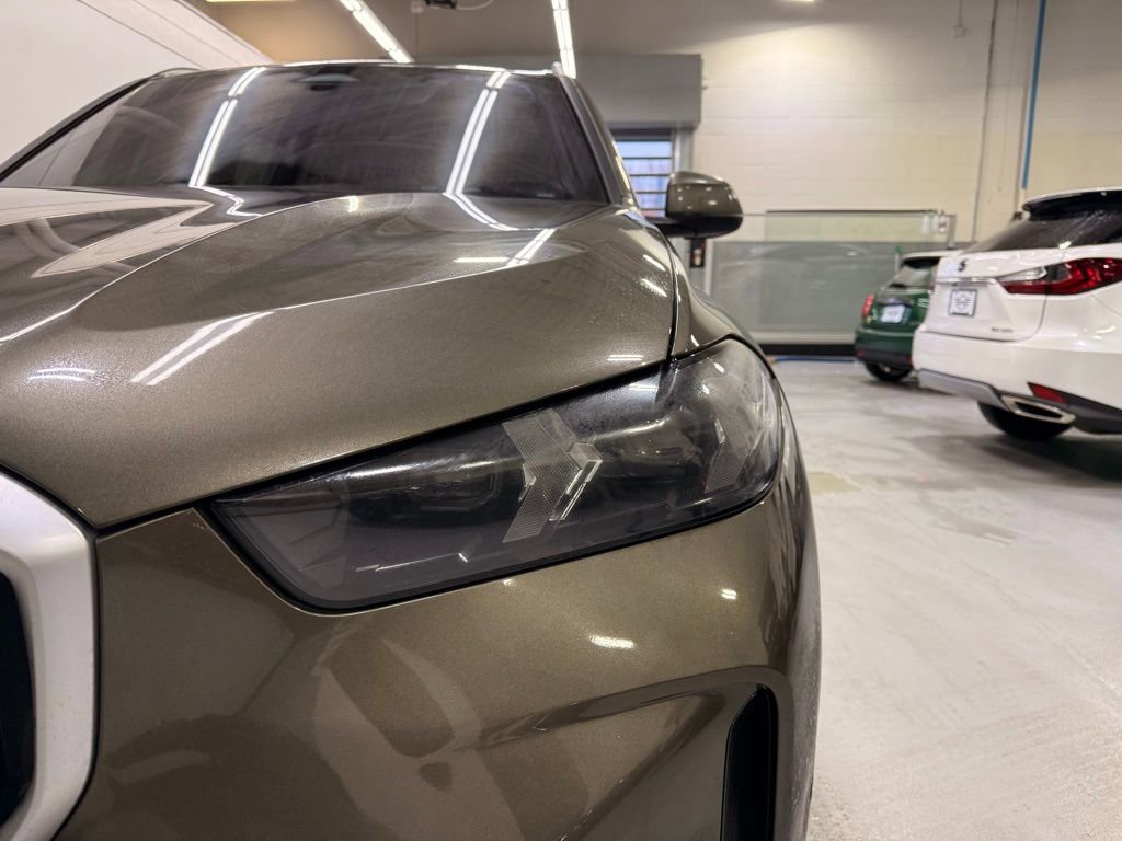 Used 2024 BMW X5 xDrive50e w/ Parking Assistance Package image 9