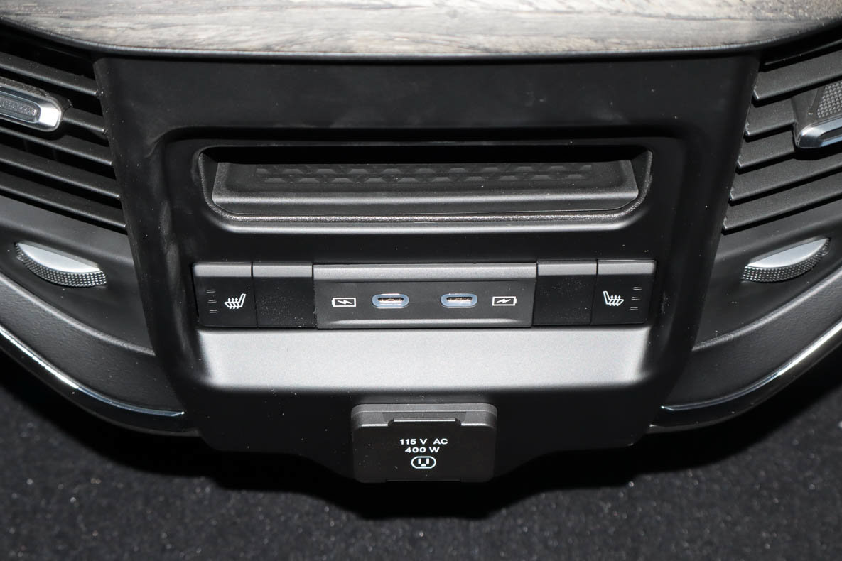New 2027 RAM 3500 Limited AWD/4WD image 24