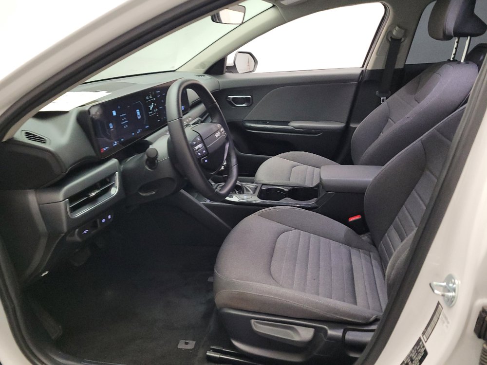 Used 2025 Kia K4 EX FWD image 17