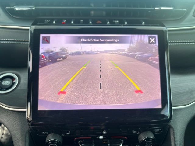 Used 2023 Jeep Grand Cherokee L Limited w/ Trailer Tow Group (B) AWD/4WD image 37