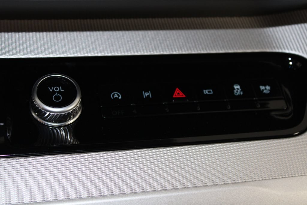 New 2026 Ford Expedition Active RWD image 44