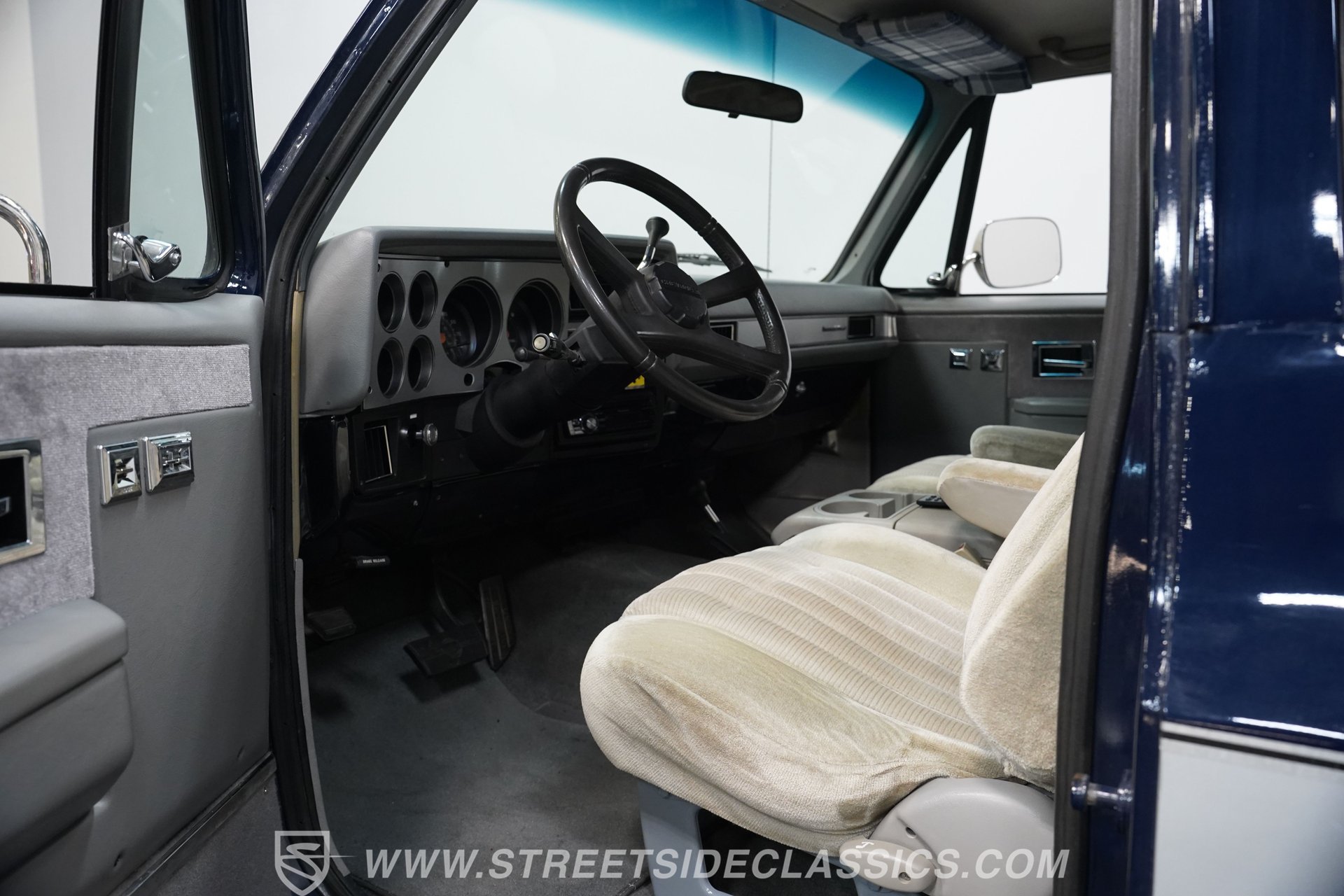 Used 1991 Chevrolet Blazer 4WD image 4
