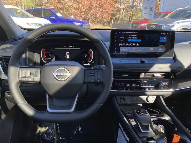 New 2026 Nissan Rogue Platinum image 5