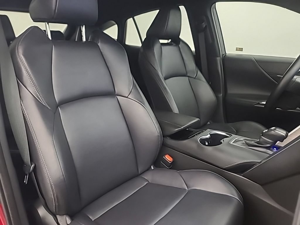 Used 2024 Toyota Venza Nightshade AWD/4WD image 17