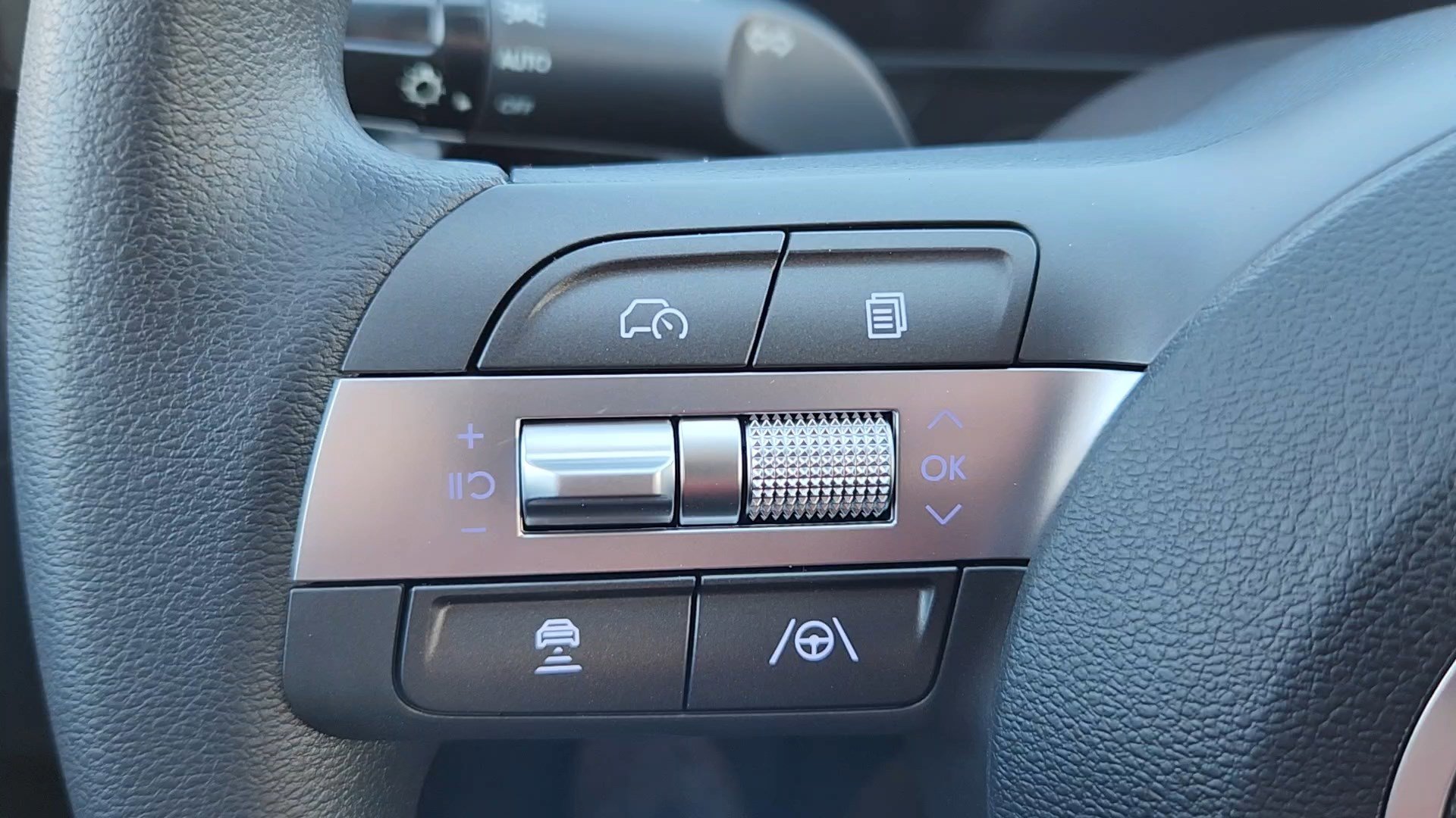 New 2026 Hyundai Kona SE image 11