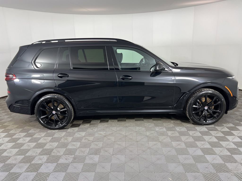 Certified 2023 BMW X7 M60i w/ Executive Package image 4