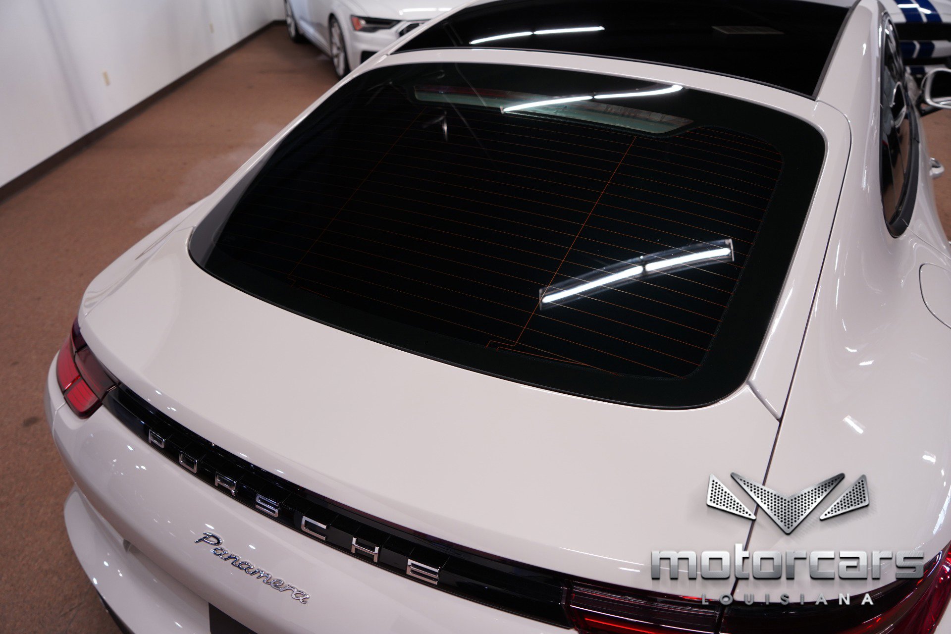 Used 2020 Porsche Panamera w/ Premium Package image 16