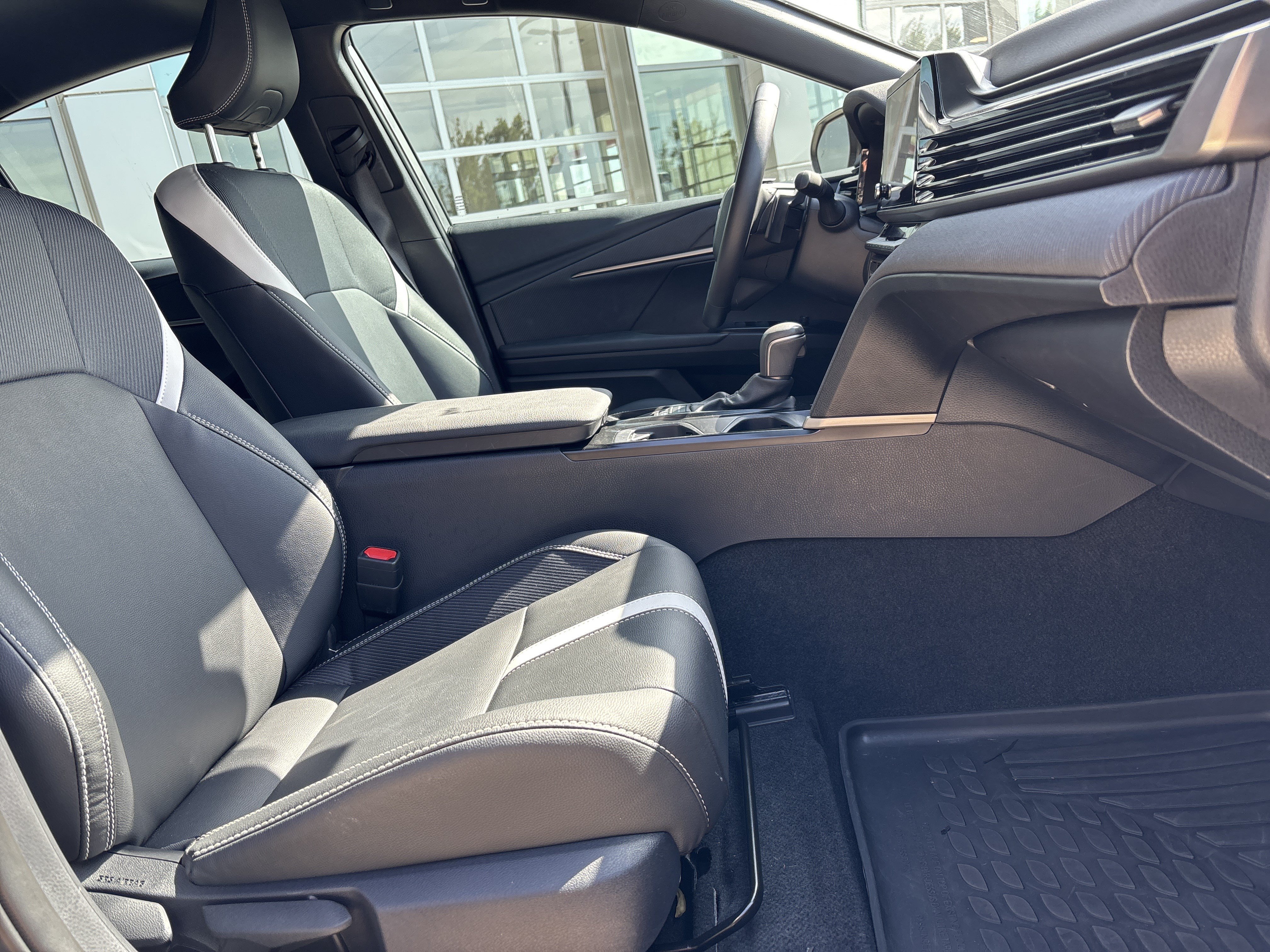 Certified 2026 Toyota Camry SE FWD image 28