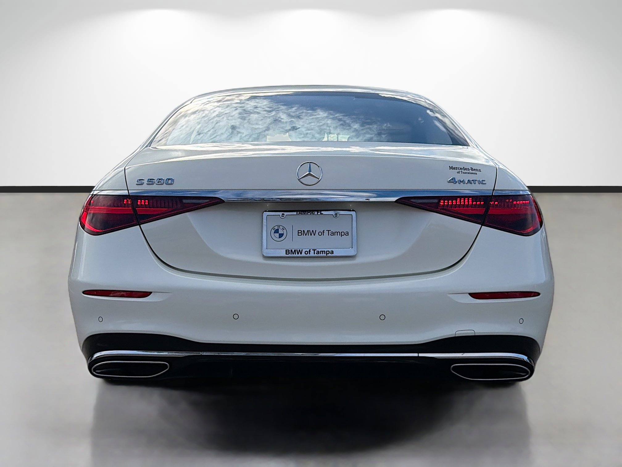 Used 2023 Mercedes-Benz S 580 4MATIC Sedan image 4