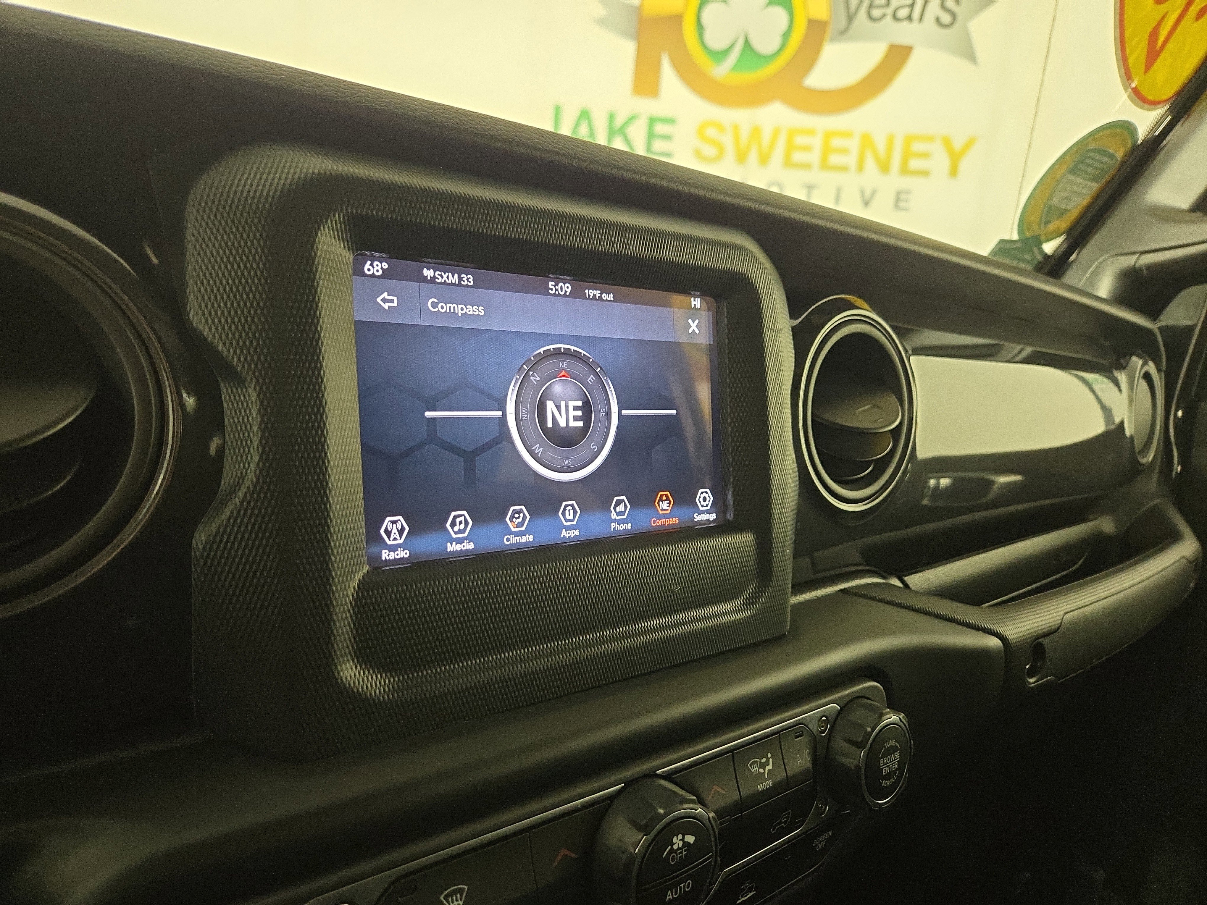 Certified 2022 Jeep Gladiator Sport image 21