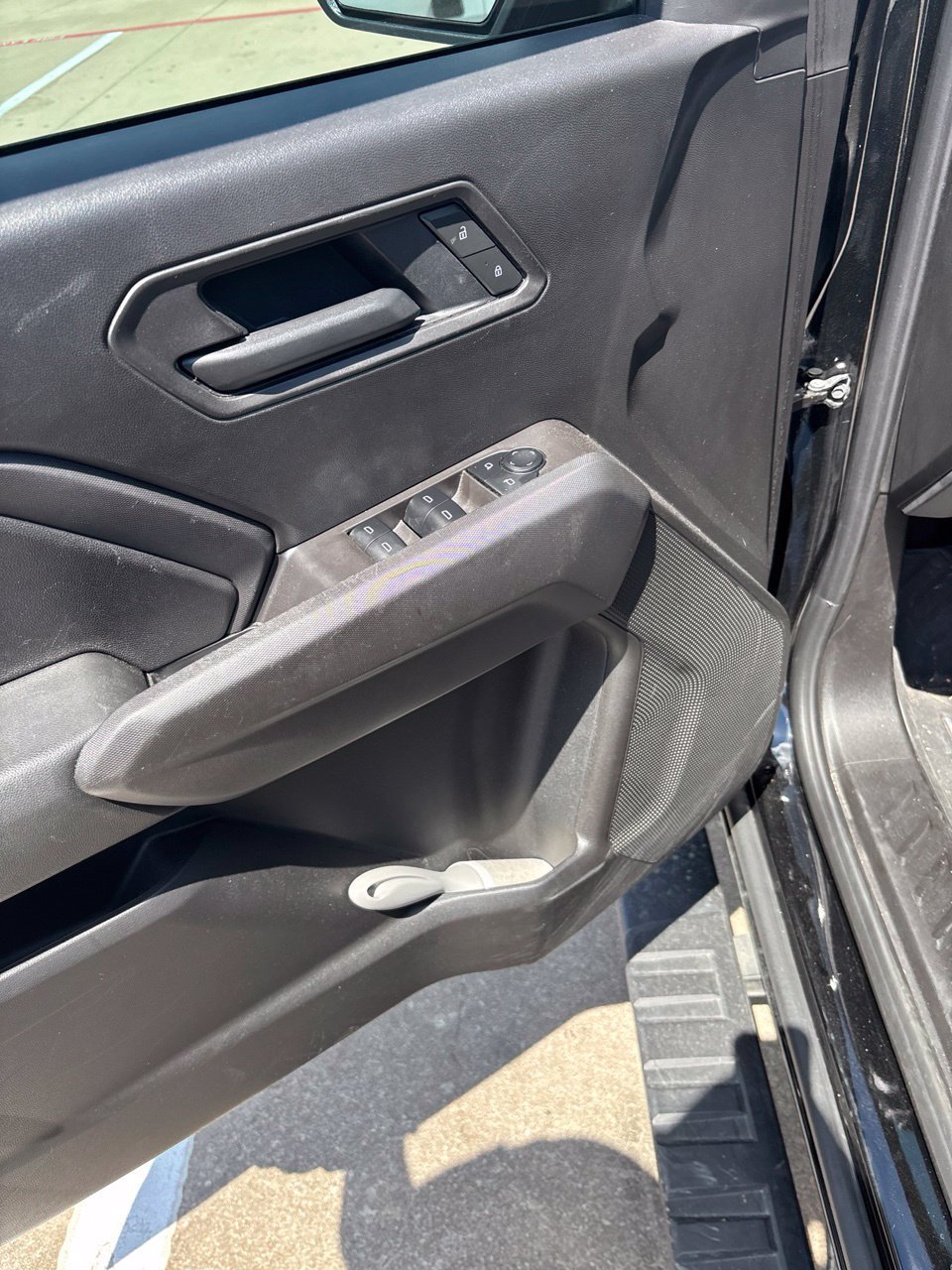 Used 2025 Chevrolet Colorado W/T RWD image 13