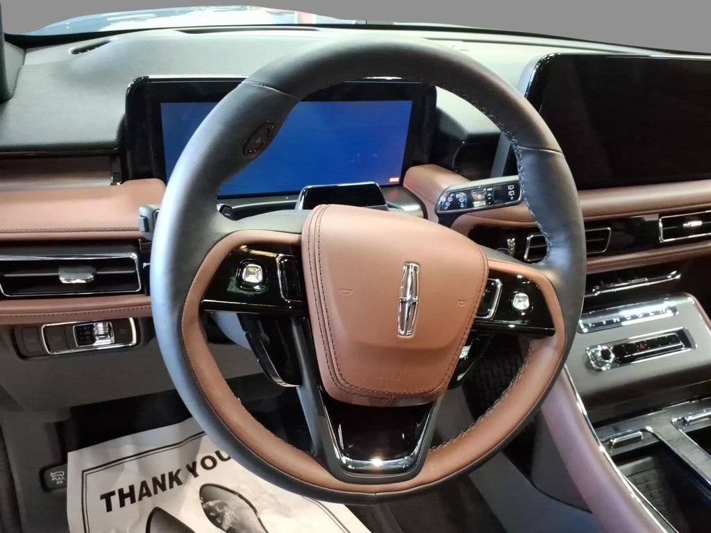 New 2026 Lincoln Aviator Reserve w/ Illumination Package AWD/4WD image 18