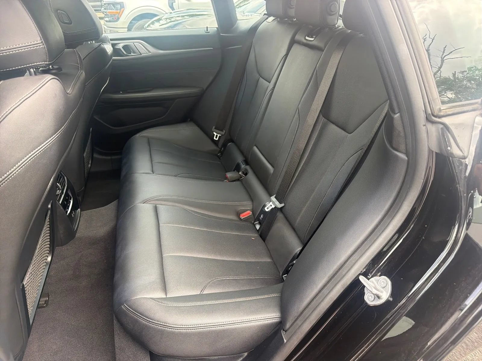 Used 2023 BMW i4 eDrive35 RWD image 16