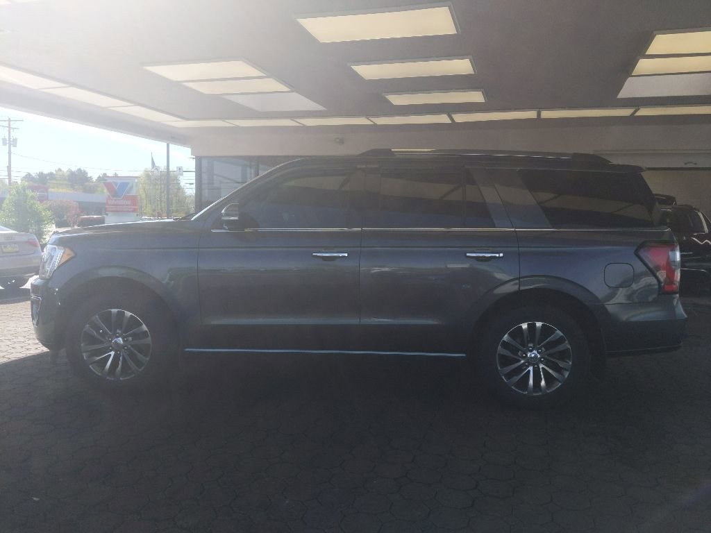 Used 2018 Ford Expedition Limited AWD/4WD image 10
