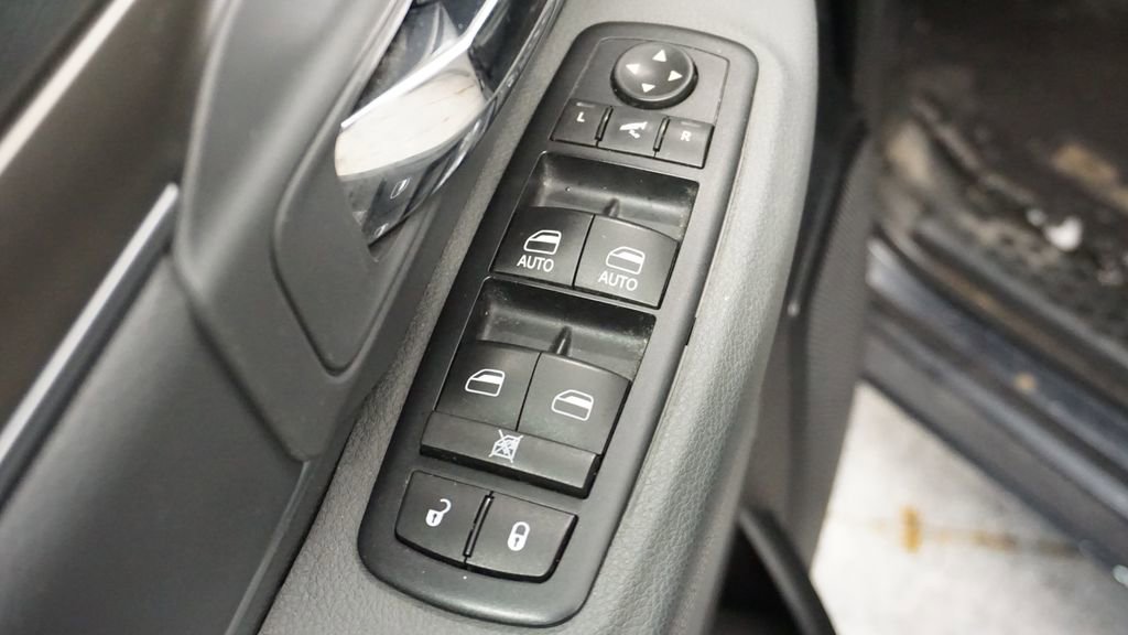 Used 2016 RAM 1500 Big Horn image 30