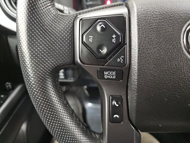 Used 2023 Toyota Tacoma TRD Off-Road image 19