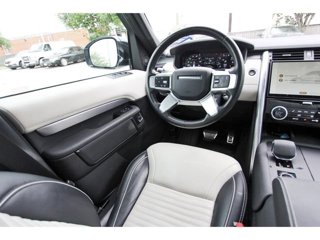 Used 2022 Land Rover Discovery S R-Dynamic image 7