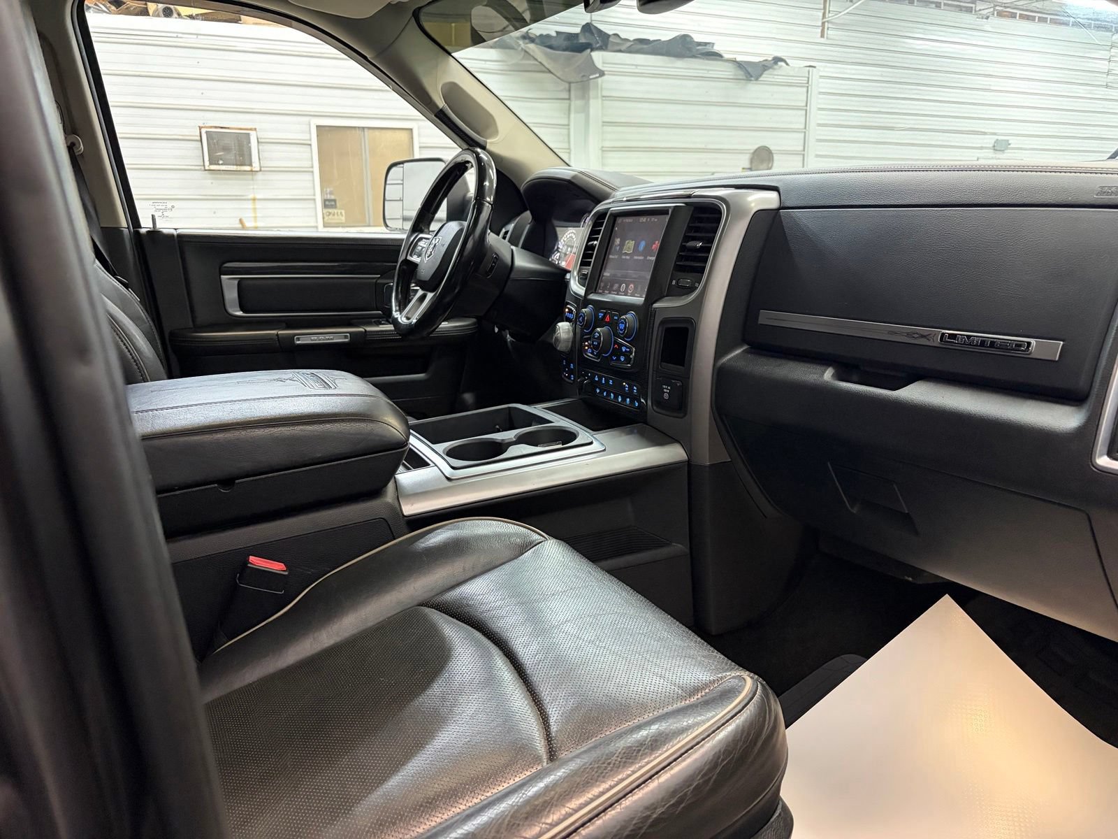 Used 2014 RAM 1500 Limited AWD/4WD image 26