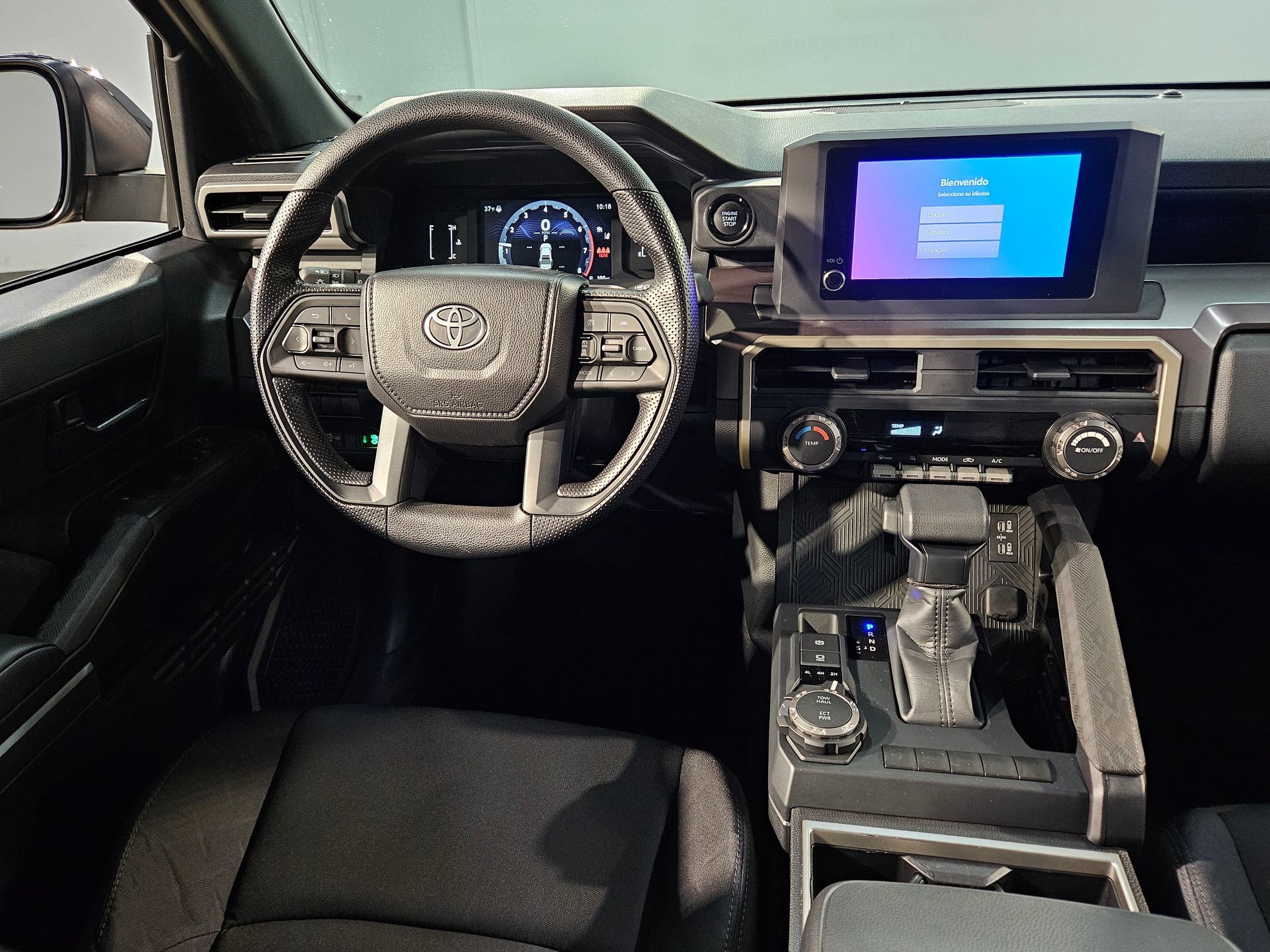 Used 2025 Toyota Tacoma SR5 image 9