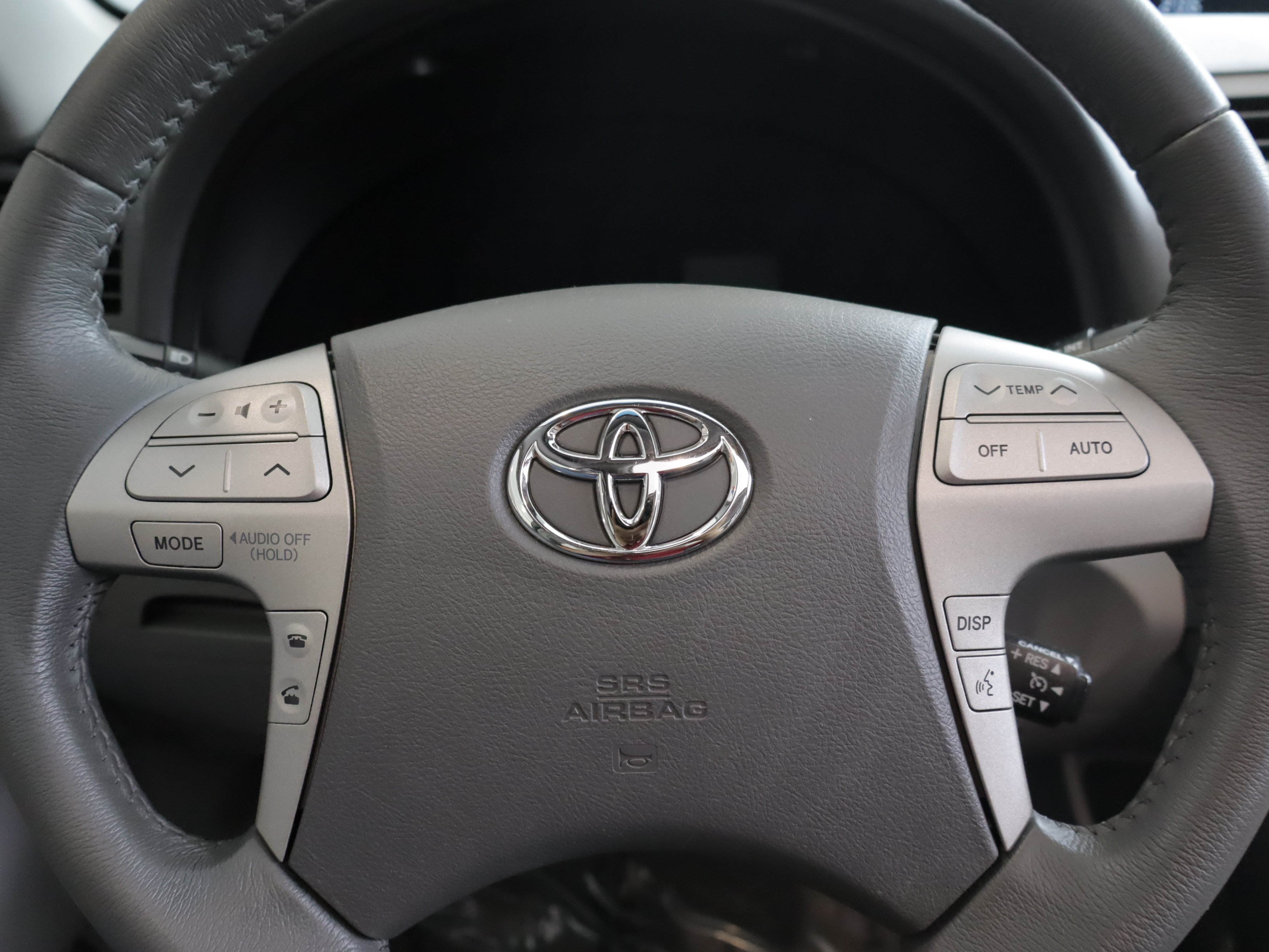 Used 2007 Toyota Camry XLE FWD image 16