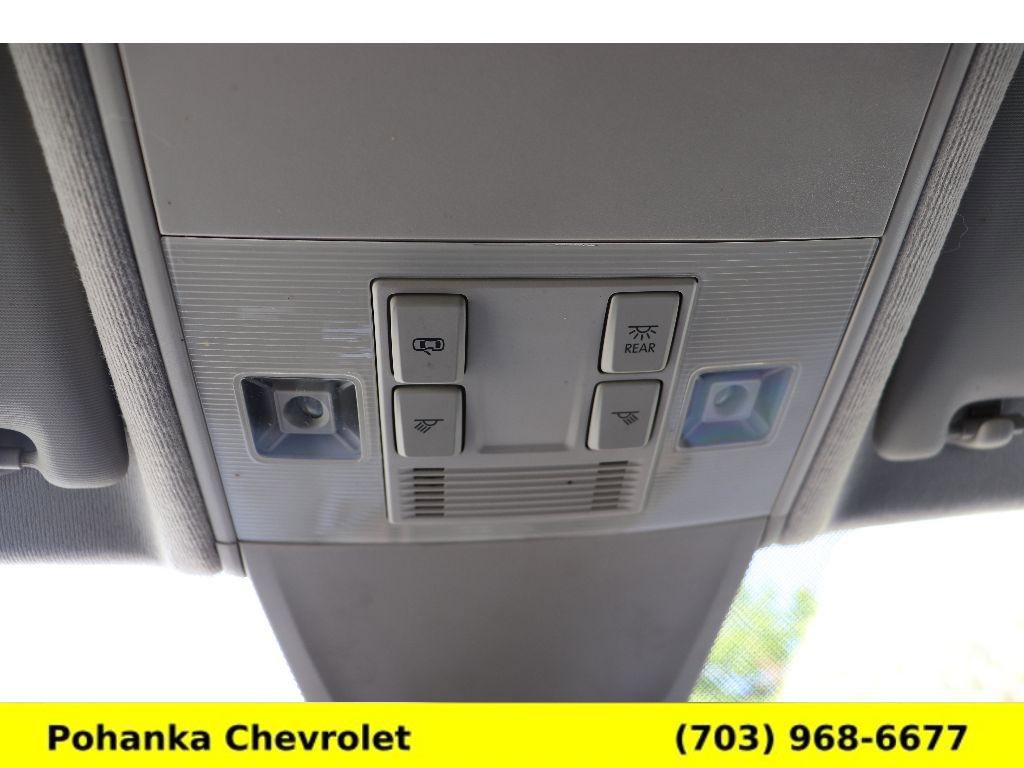 Used 2022 Volkswagen Tiguan SE AWD/4WD image 17