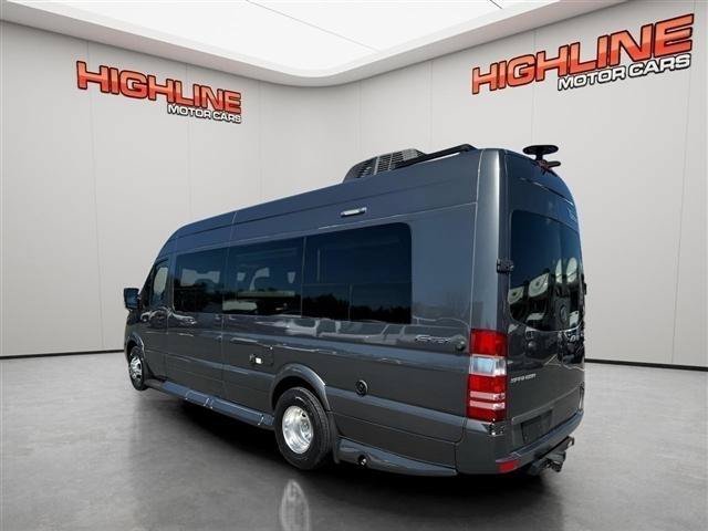 Used 2017 Mercedes-Benz Sprinter 3500 image 8