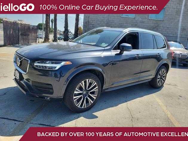 Used 2022 Volvo XC90 T6 Momentum w/ Advanced Package