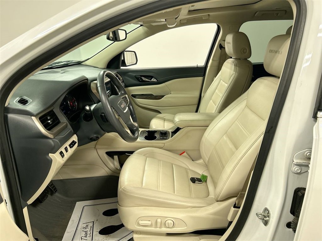 Used 2021 GMC Acadia Denali w/ Trailering Package image 9