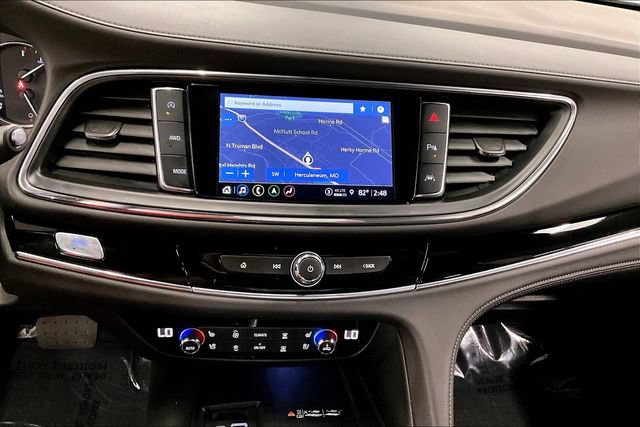 Used 2022 Buick Enclave Avenir w/ Avenir Technology Package AWD/4WD image 31