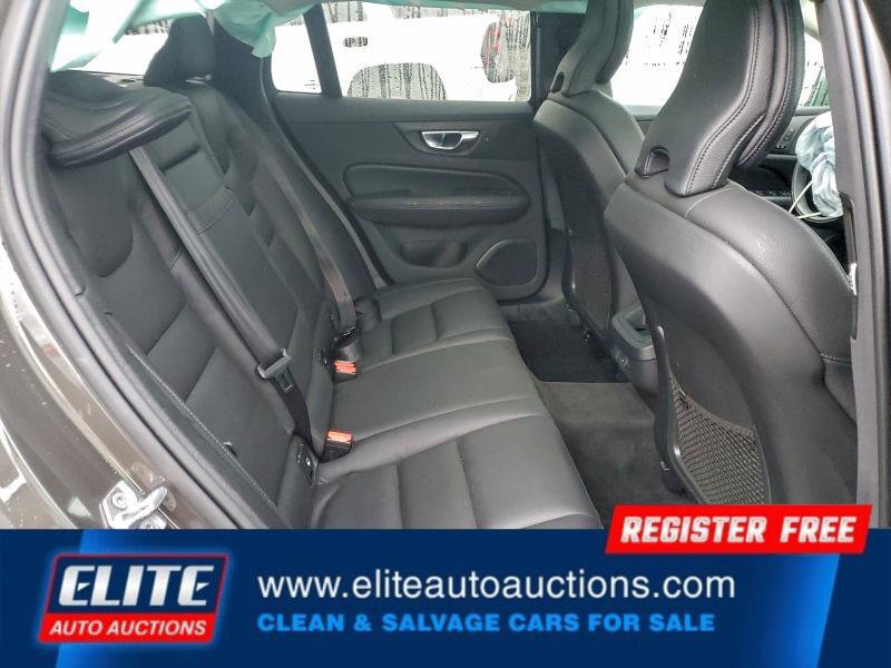 Used 2021 Volvo V60 T5 Cross Country w/ Advanced Package image 22