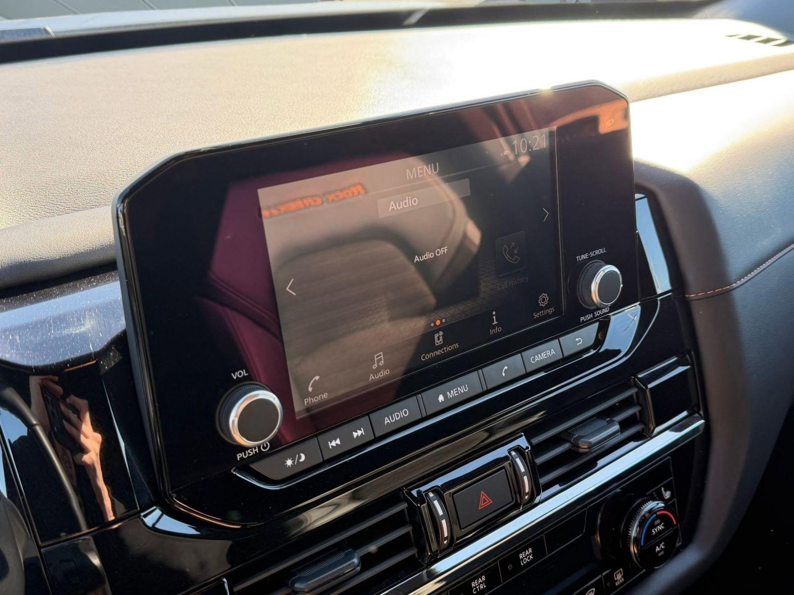 Certified 2025 Nissan Pathfinder Rock Creek image 27