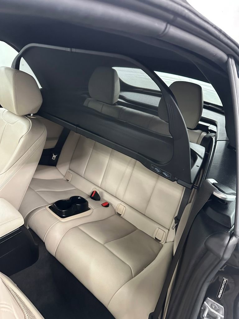Used 2017 BMW 230i xDrive Convertible image 27
